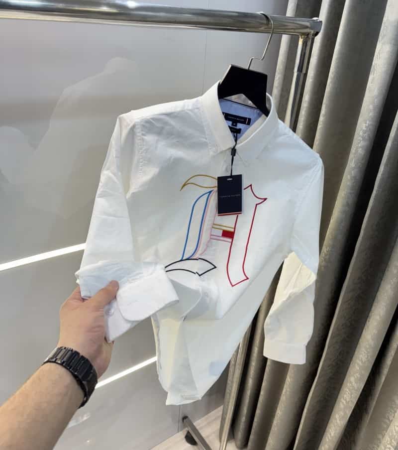 Tomm y Hilfiger White Embroidery Logo Premium Shirt