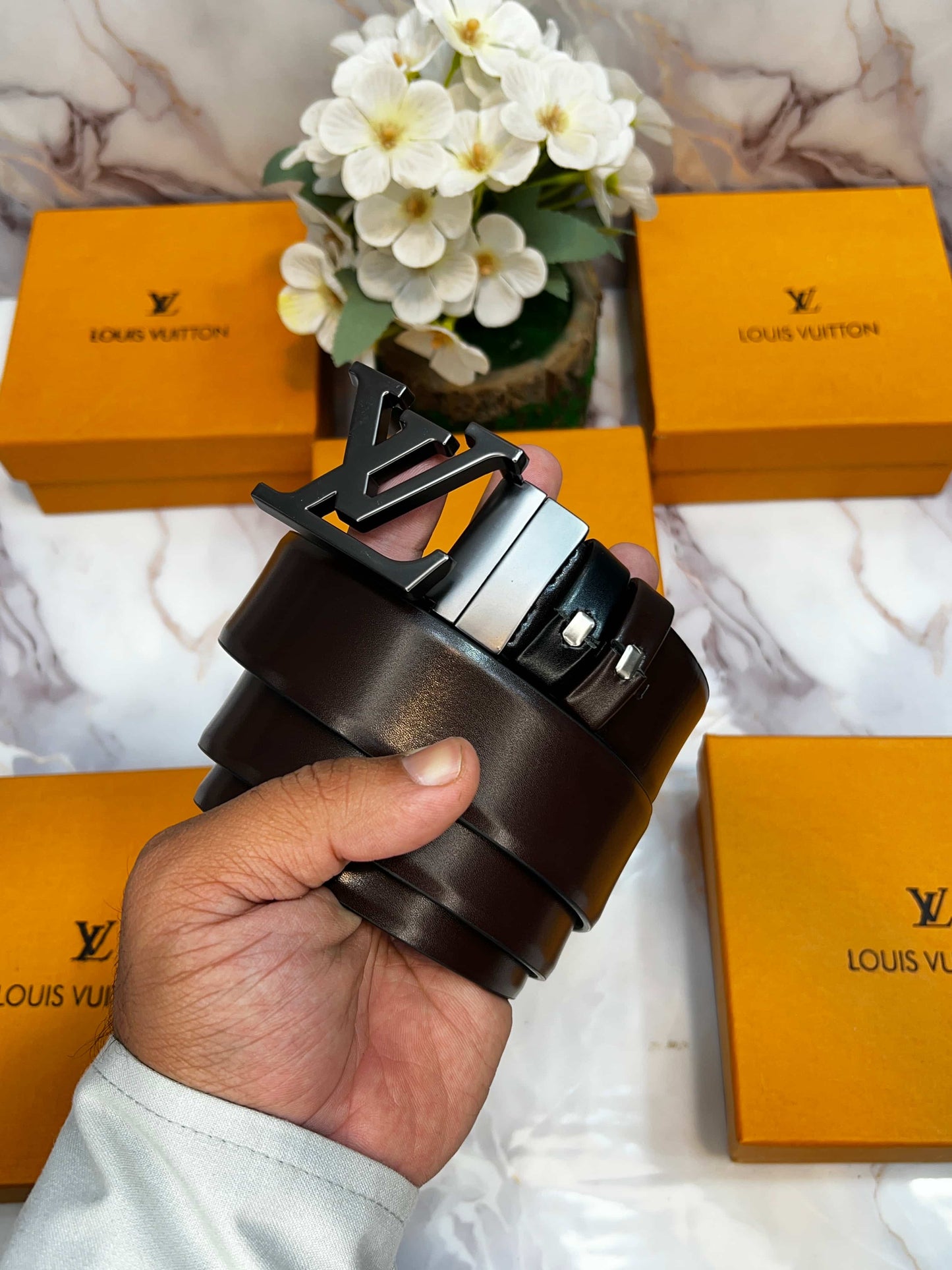 LV LOUI5 VUITToN PREMIUM QUALITY IMPORTED REVERSIBLE BELT WITH OG BO·-X LV-208