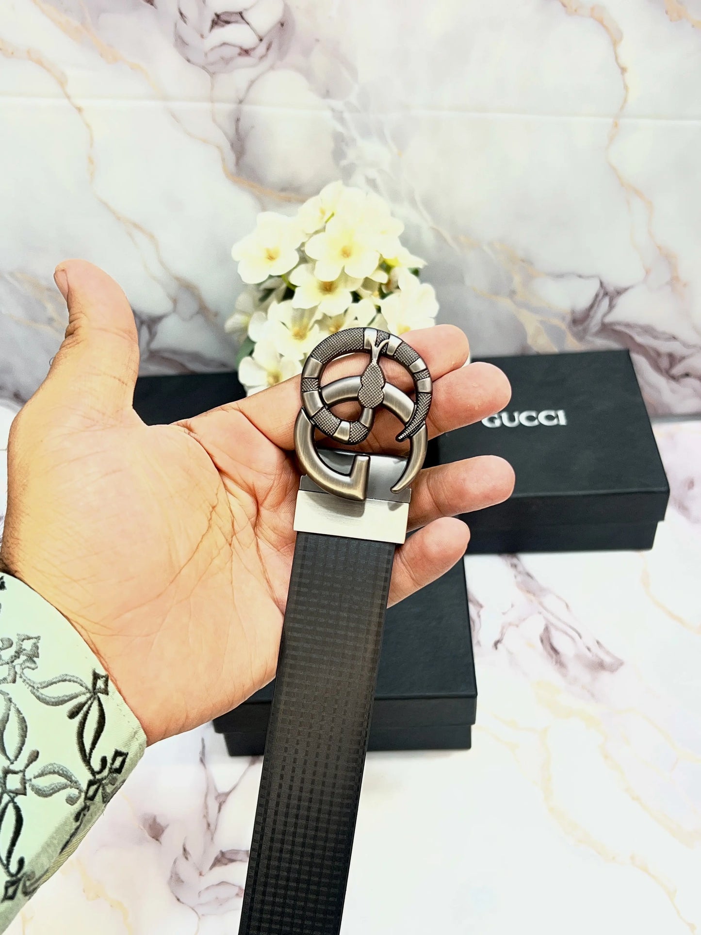 GG GUCcI. SNAKE PREMIUM QUALITY IMPORTED REVERSIBLE BELT WITH OG BOX! GG-618