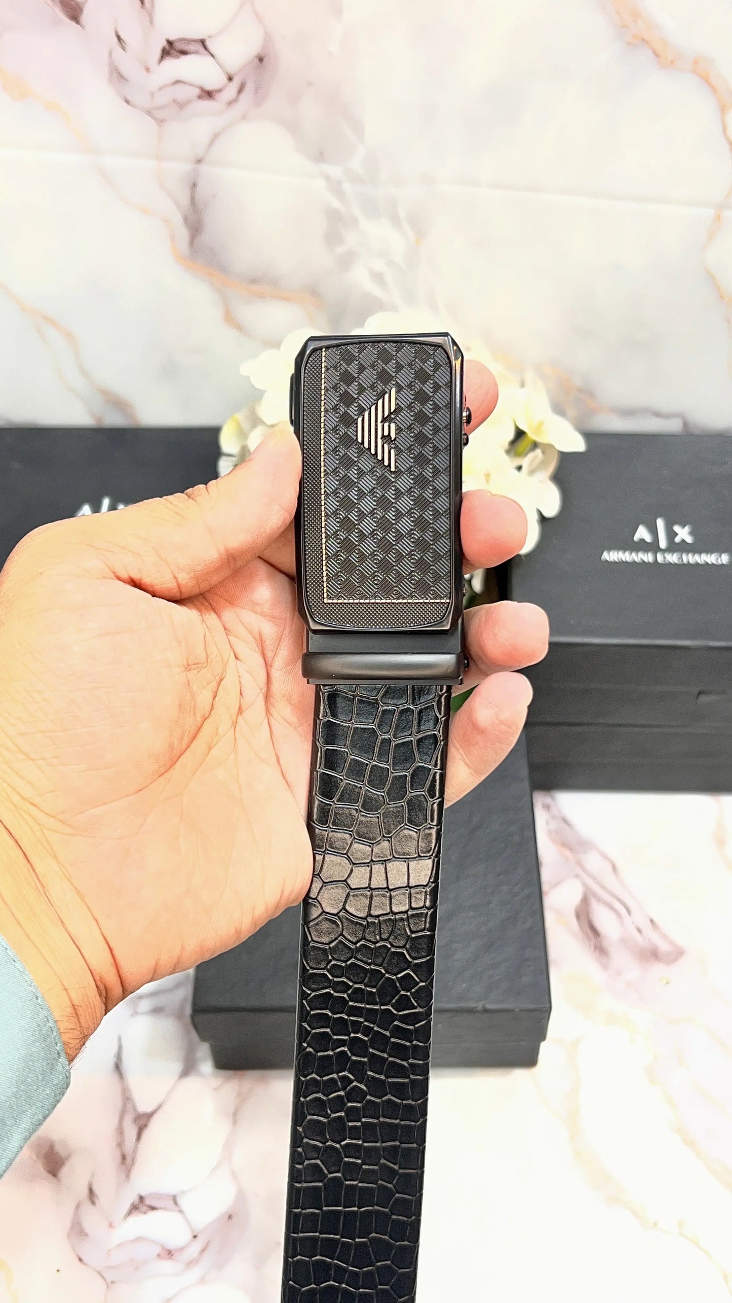 AX ARMANI EXCHANGE PREMIUM QUALITY IMPORTED AUTOLOCK WITH OG BOX AX-517