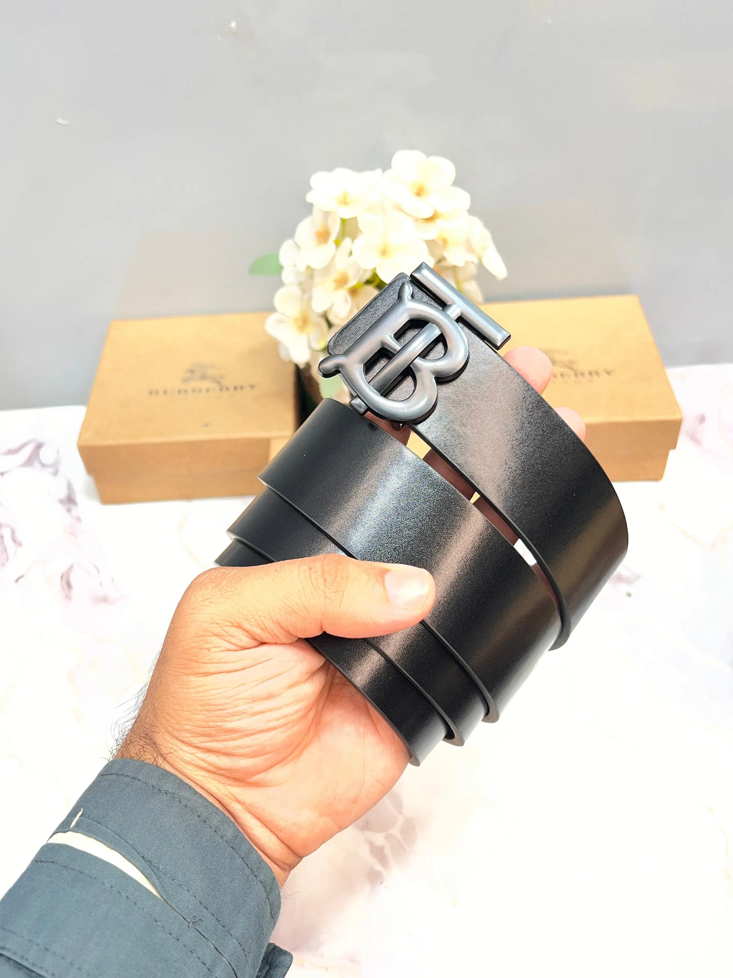 BB BURBERRY PREMIUM QUALITY IMP LEATHER BELT WITH OG BOX
