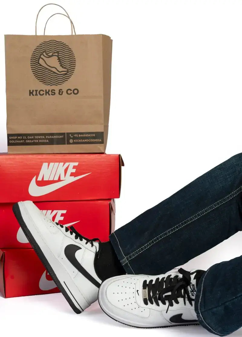 Nike Airforce 1 07 Grade School White Black
