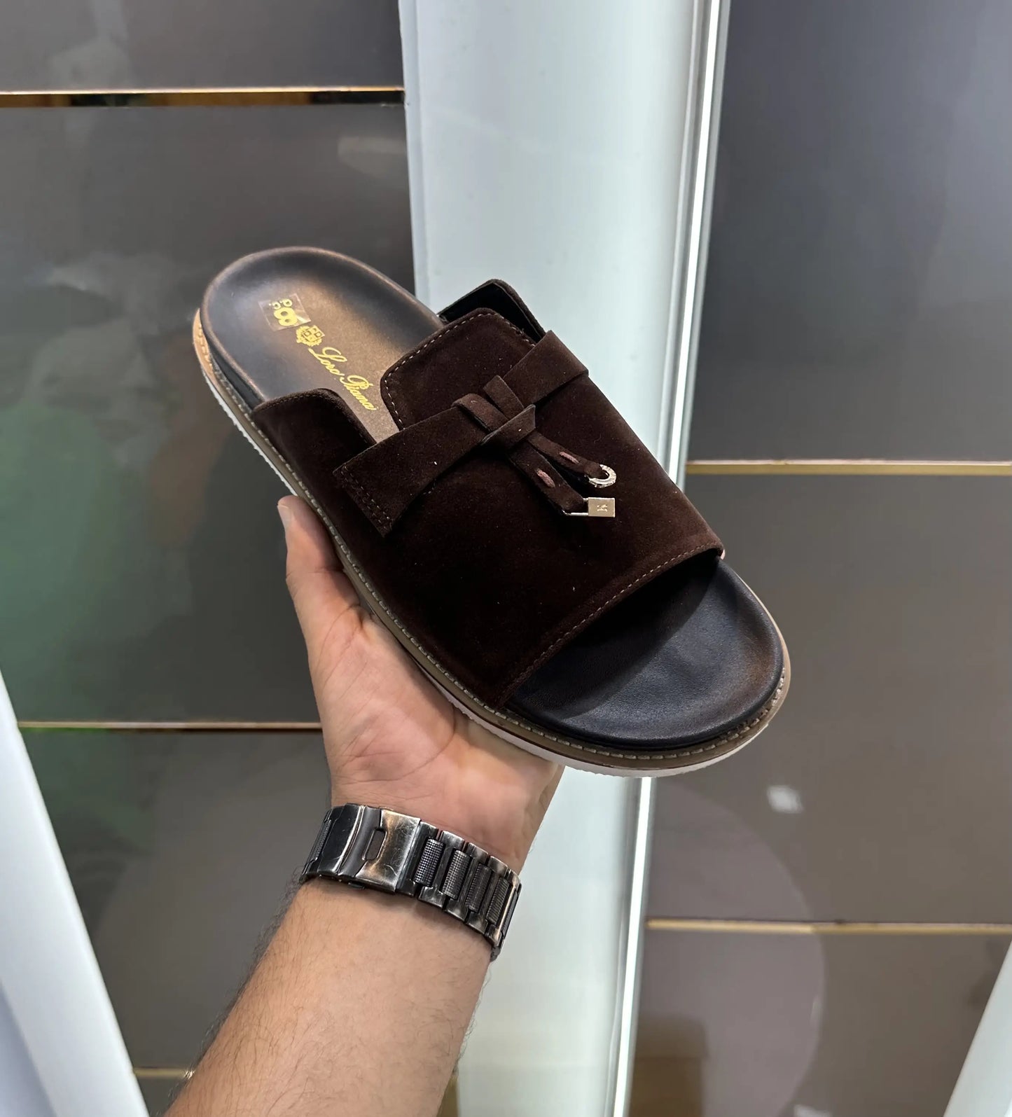 Loro_Pina Brown Suede Leather Slide
