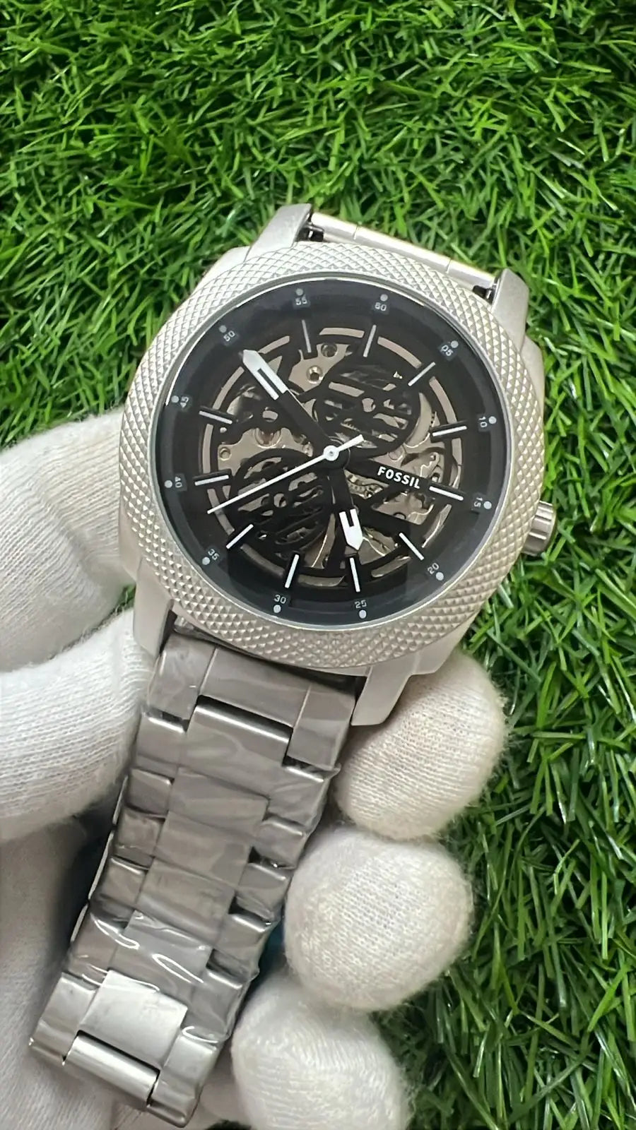 FOSSIL AUTO