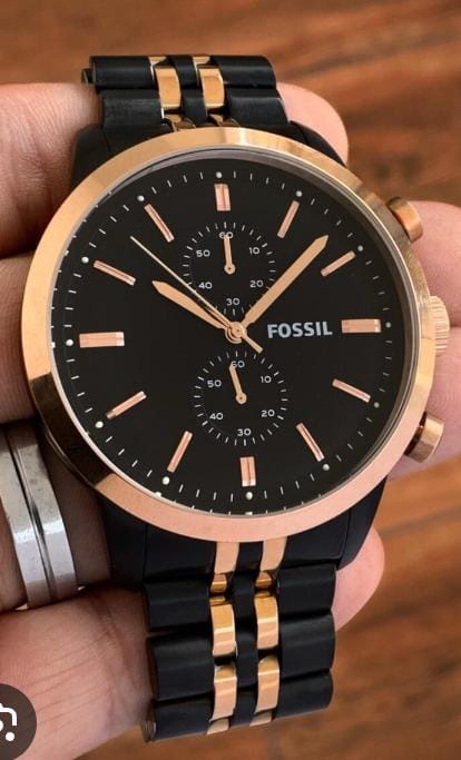 FOSSIL AIIW