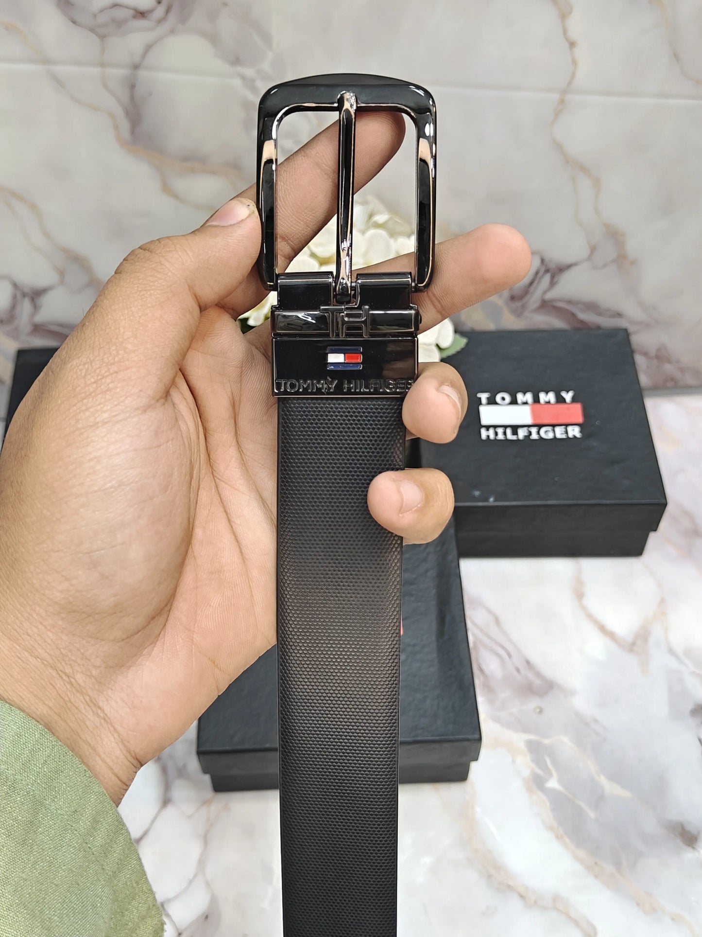 TOMMY HILFIGER PREMIUM QUALITY REVERSEABLE BELT WITH OG BOX TM-907