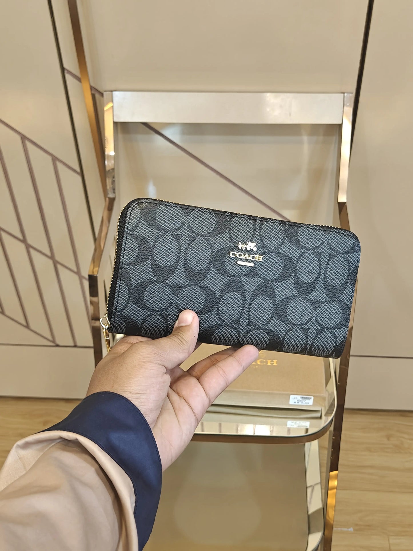 COACH LONG WALLET PREMIUM QUALITY WITH OVERALL MONOGRAM PRINT WITH OG BOX