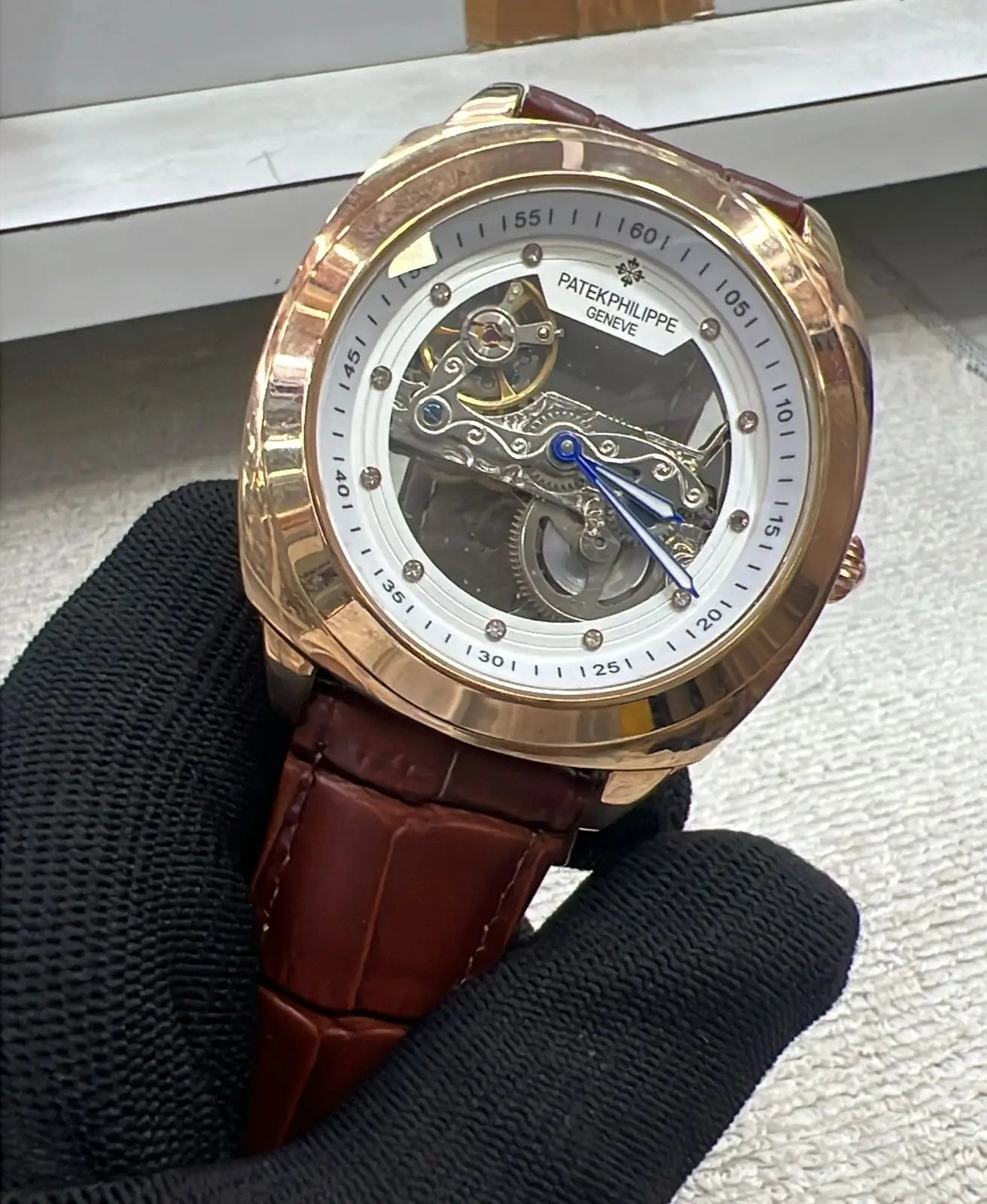 PATEK PHILIPPINE LEATHER BELT AUTO