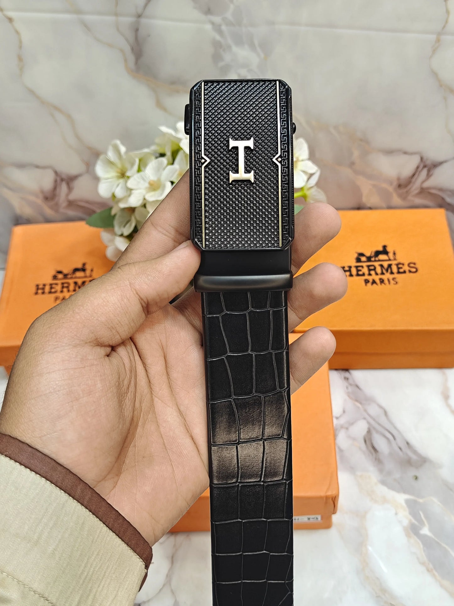 HERMES PREMIUM QUALITY AUTOLOCK BELT WITH CROCODILE STRIP & OG BOX H-407
