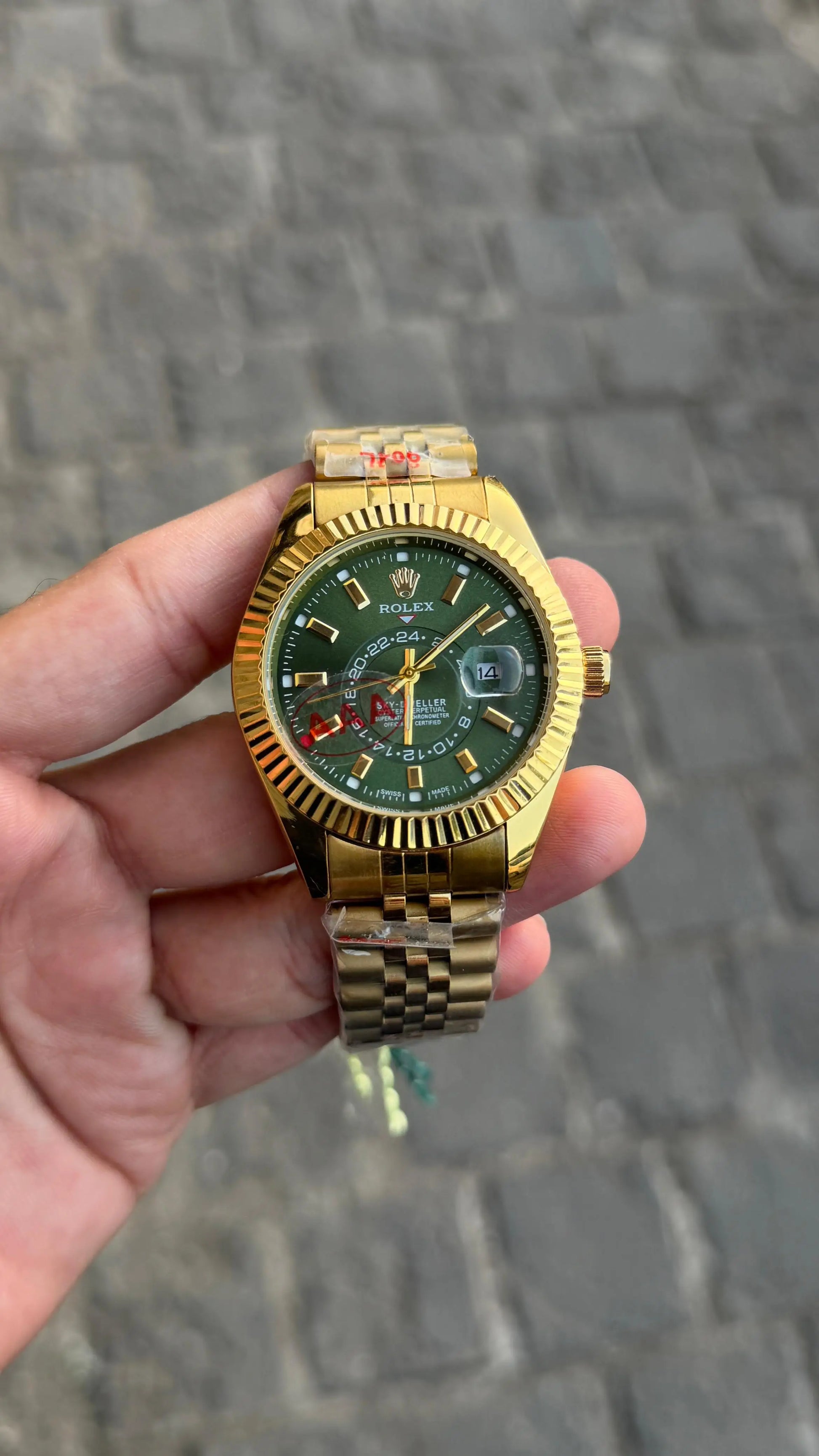sky deweller premium quality gold green