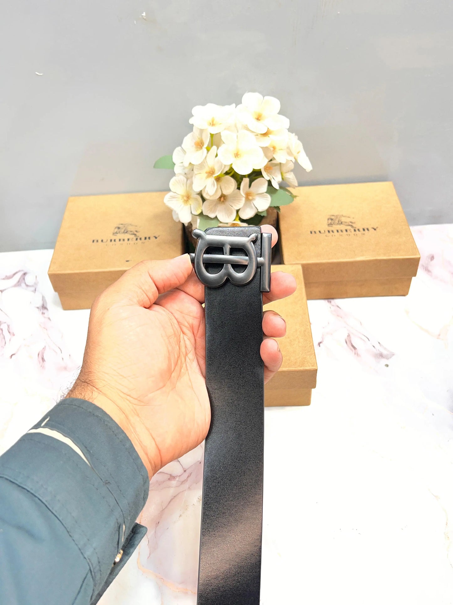 BB BURBERRY PREMIUM QUALITY IMP LEATHER BELT WITH OG BOX