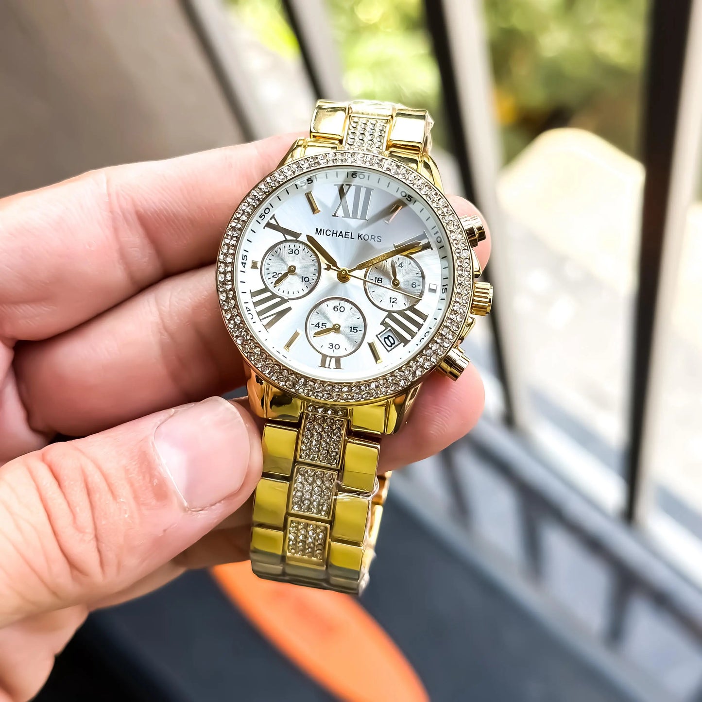 MICHAELKORS_DAIMOND_GOLD_WHITE
