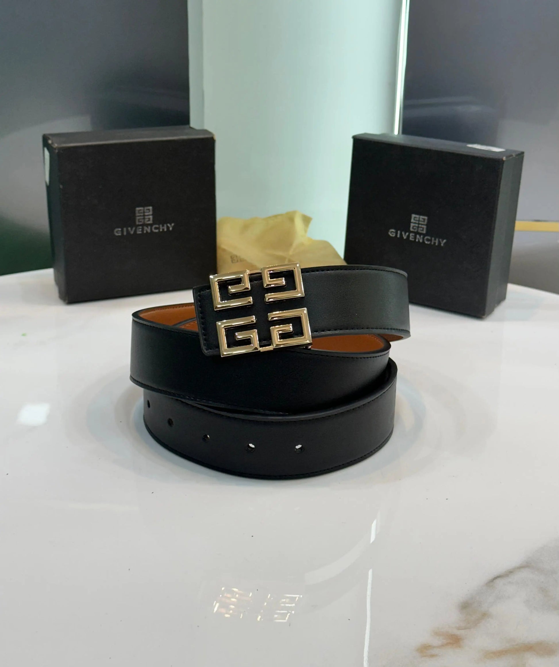 Givench y Gold Black Premium Imported Belt