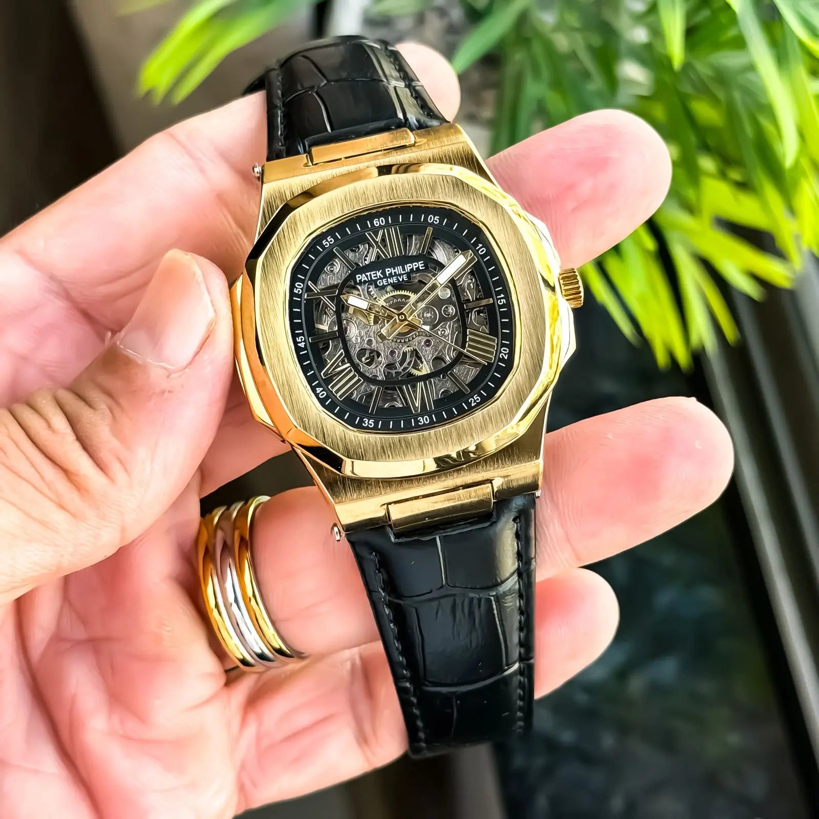 PATEK_PHILIPPE_GOLD_BLACK