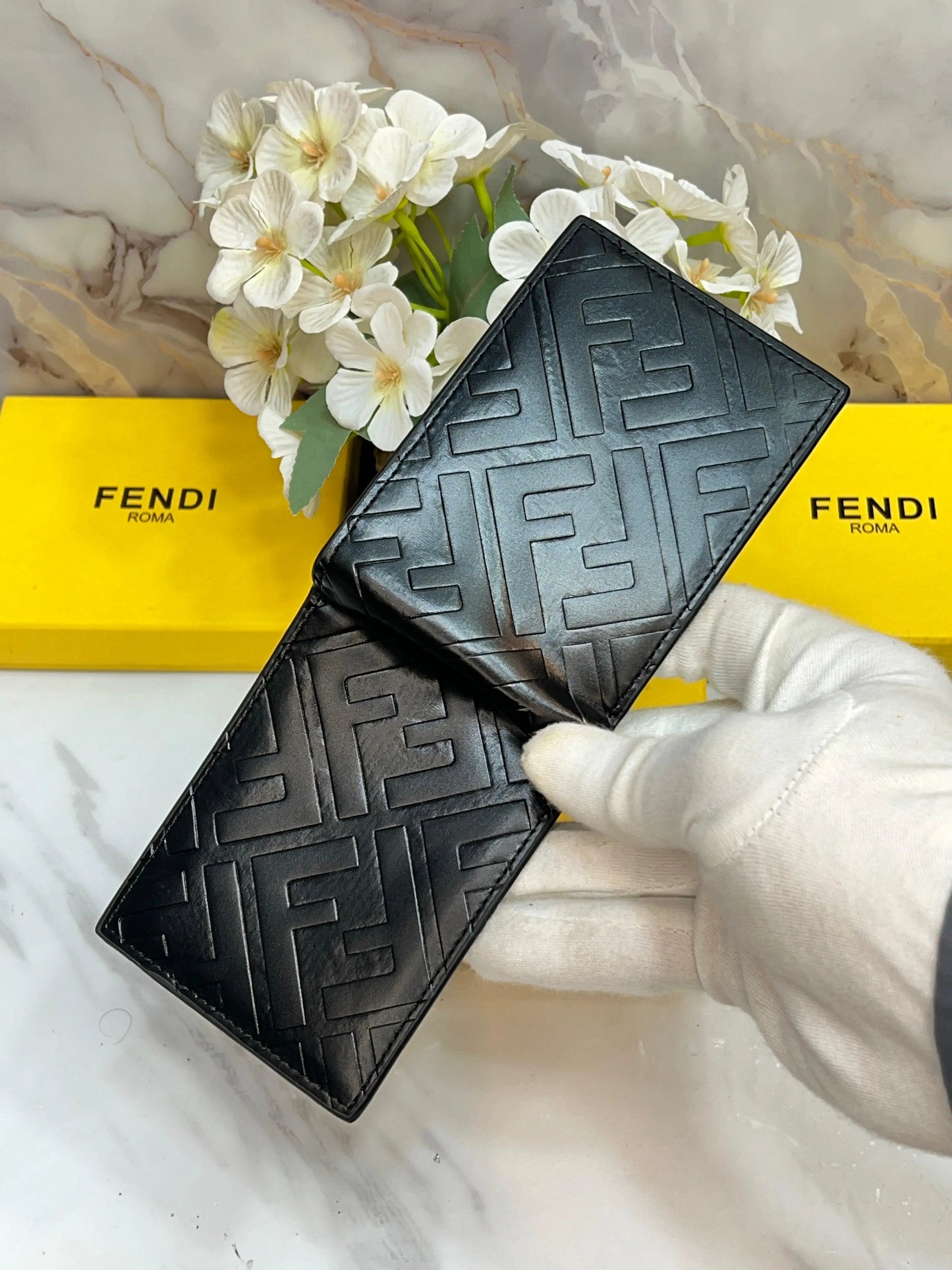 FENDI PREMIUM QUALITY EMBOSSED WALLET WITH OG BOX
