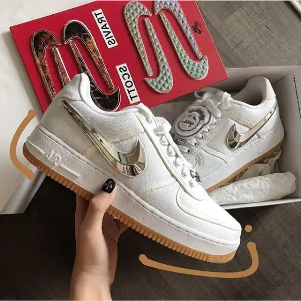 Nik_e Air Force 1 Low X Travis Scott Sail With Accessories