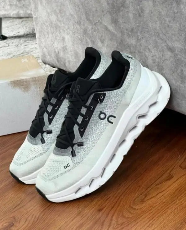 ON CLOUD Running TILT 2.0 BLACK IVORY HP