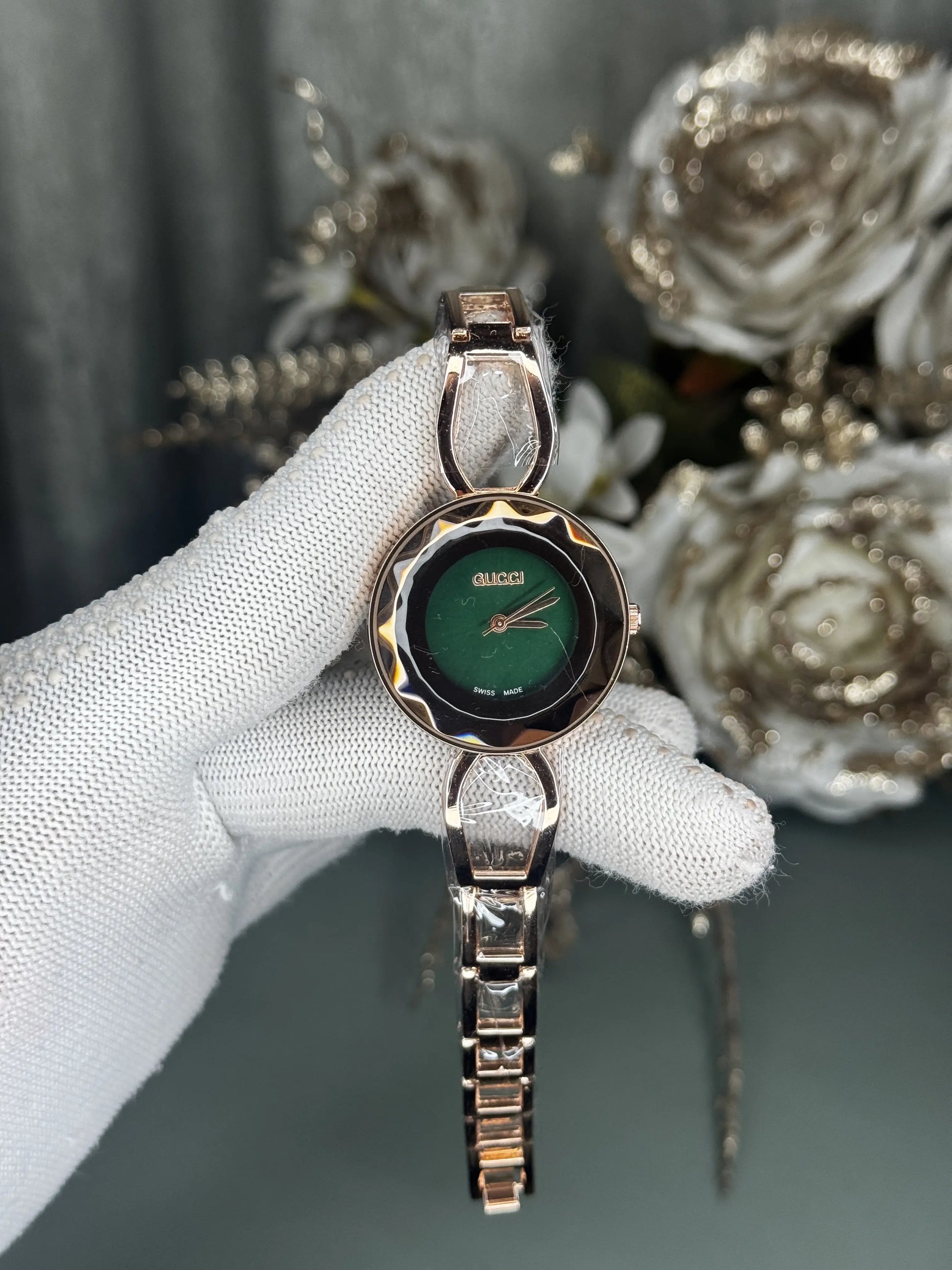 Gucci Rose Gold Green Premium Watch