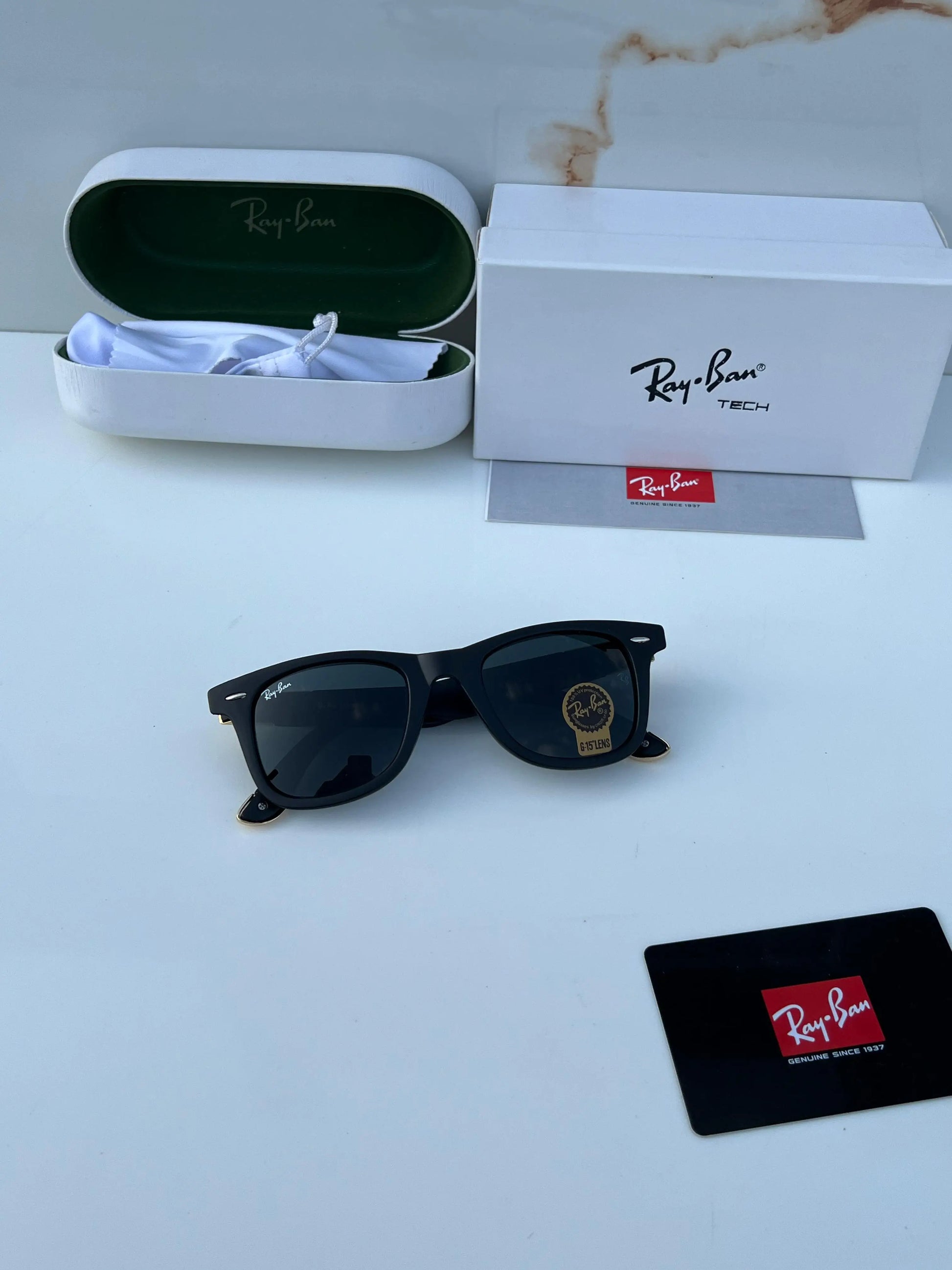 Rayban_2157_black_gold