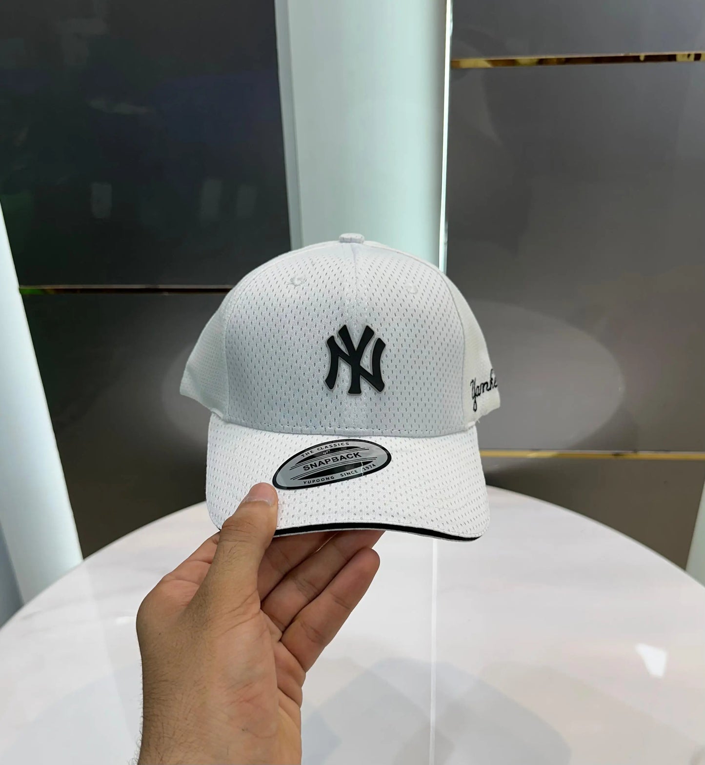 NY Yankees White Black Premium Imported Cap