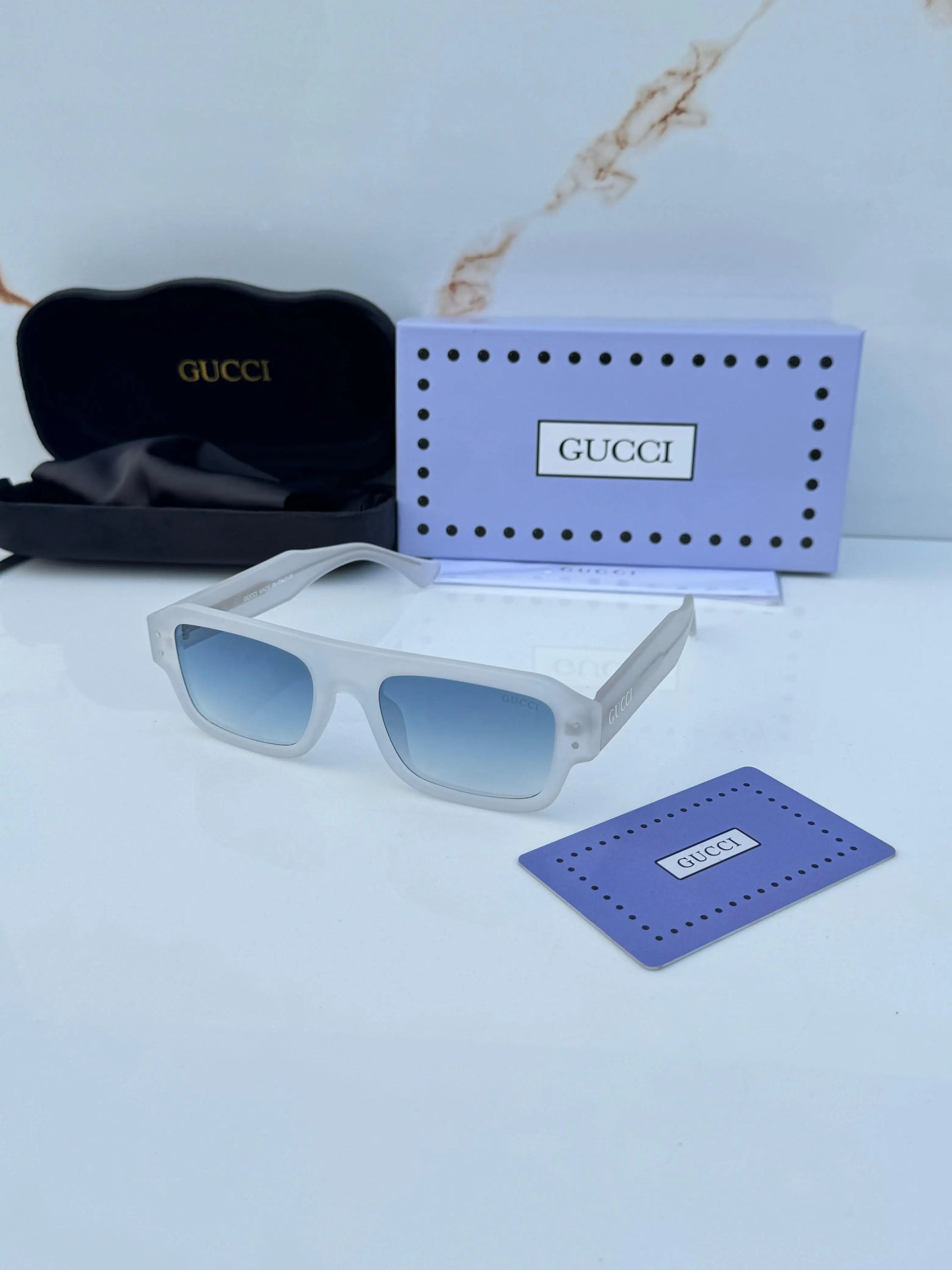 Gucci_336_white_blue