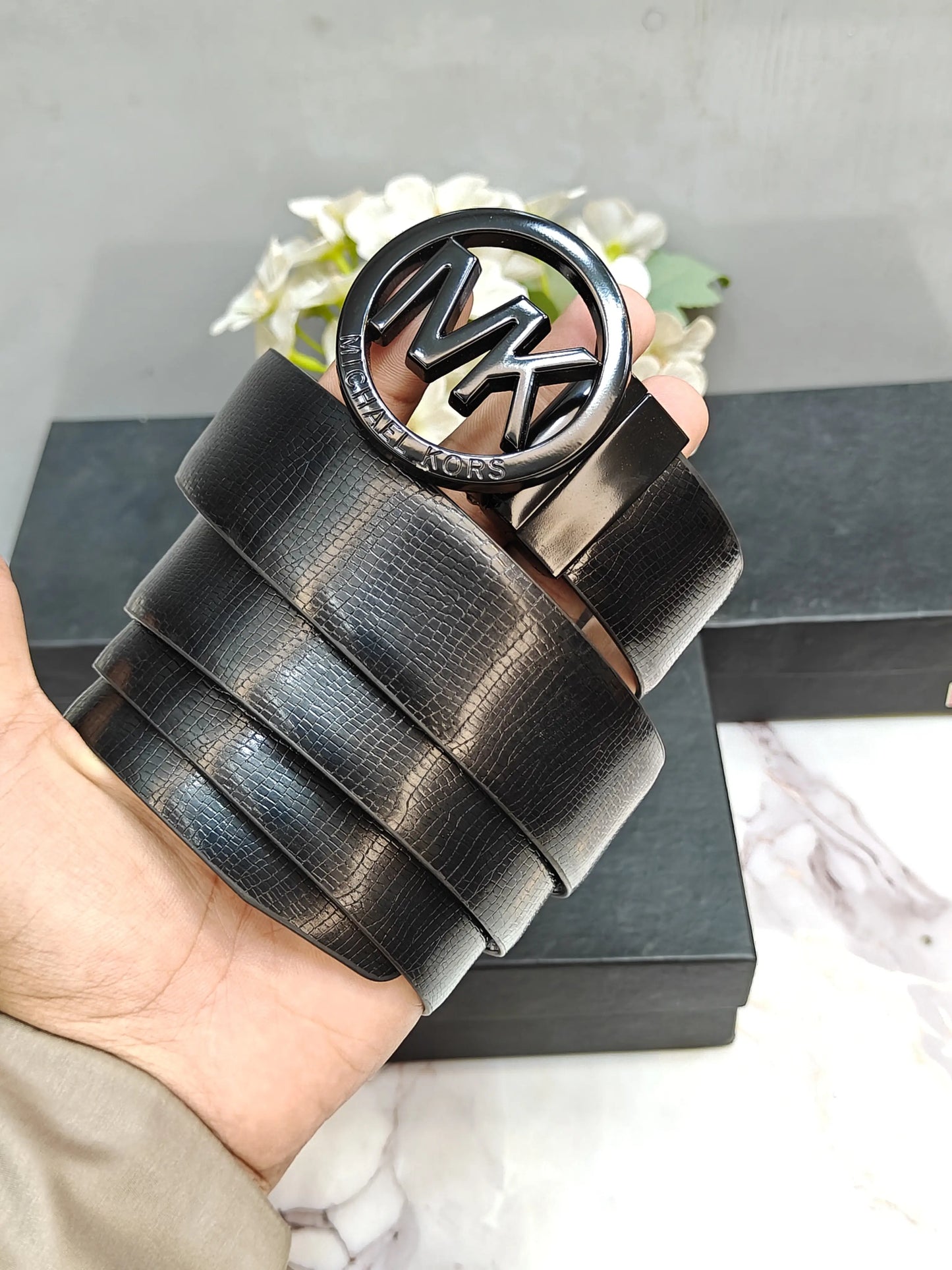 MK MICHAEL KORS PREMIUM QUALITY REVERSEABLE BELT WITH  BOX
