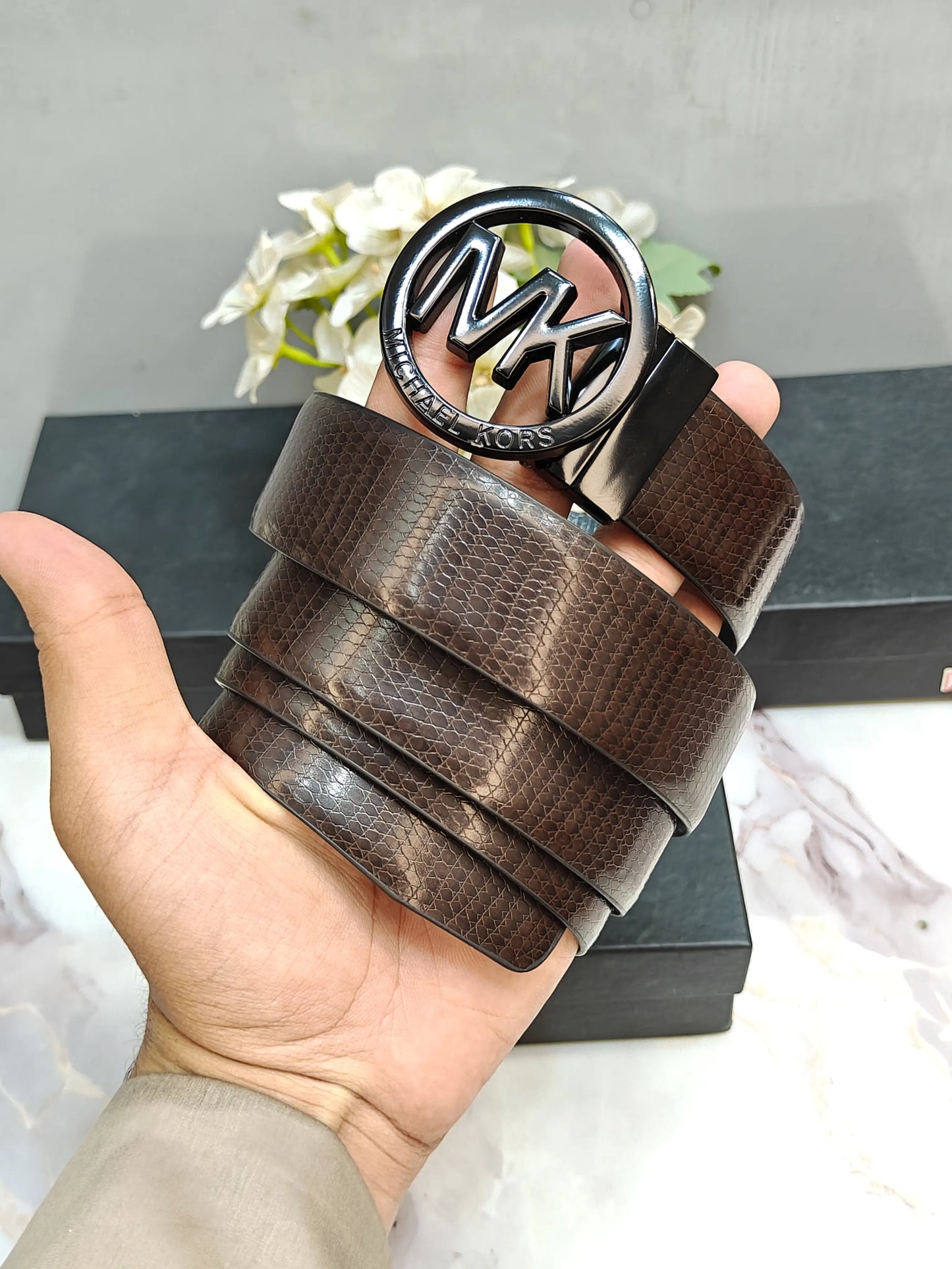 MK MICHAEL KORS PREMIUM QUALITY REVERSEABLE BELT WITH  BOX