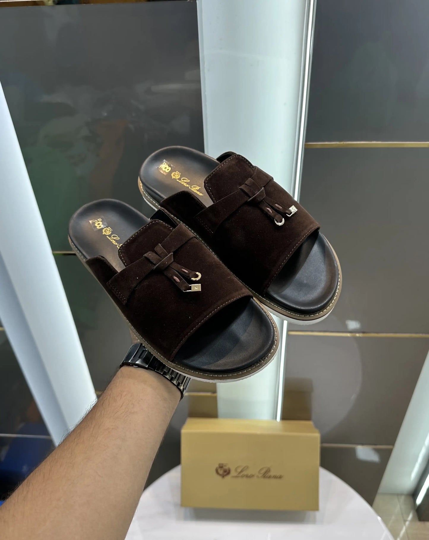 Loro_Pina Brown Suede Leather Slide