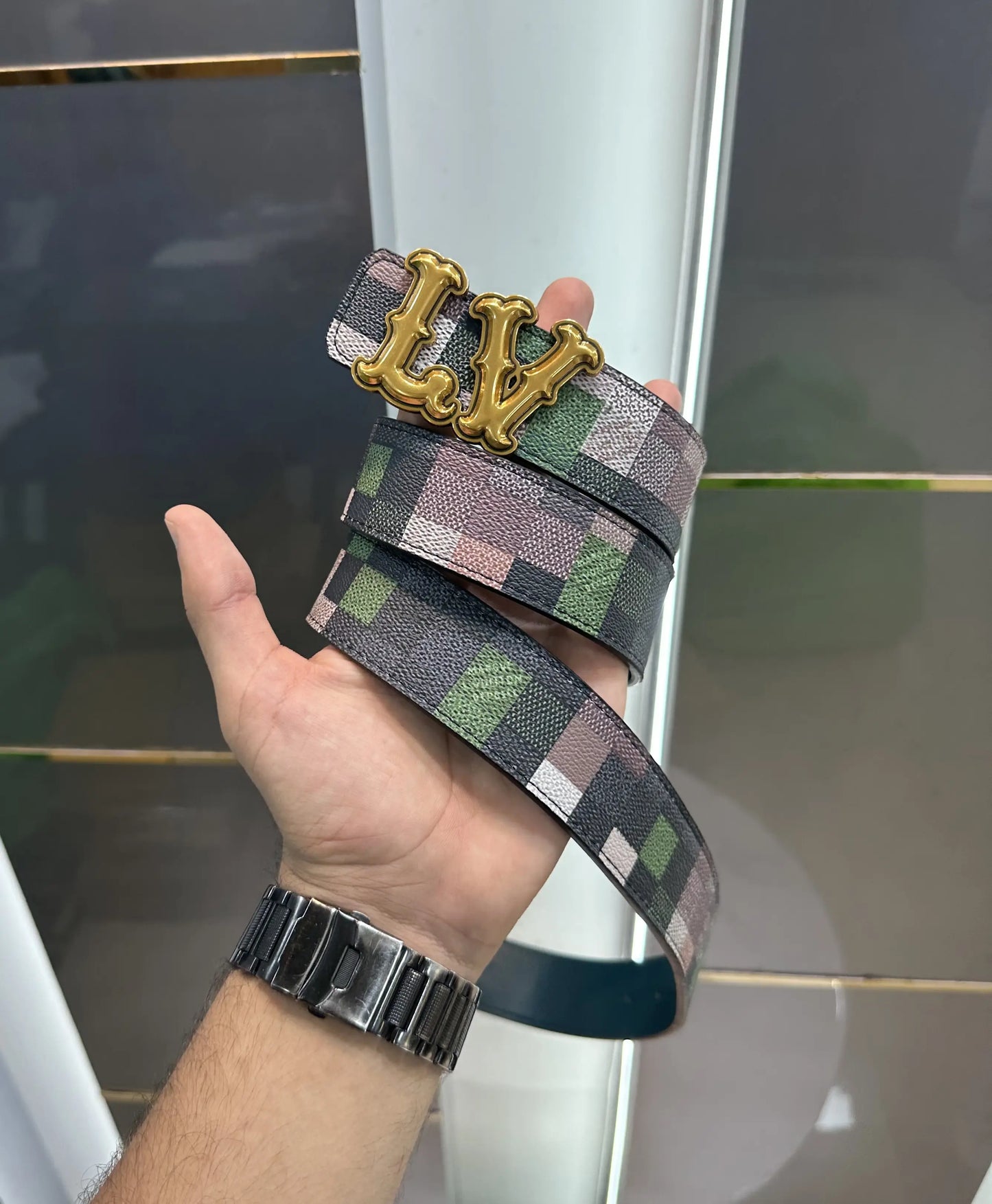 Louis Vuitto n Gold Printed Premium Imported Belt