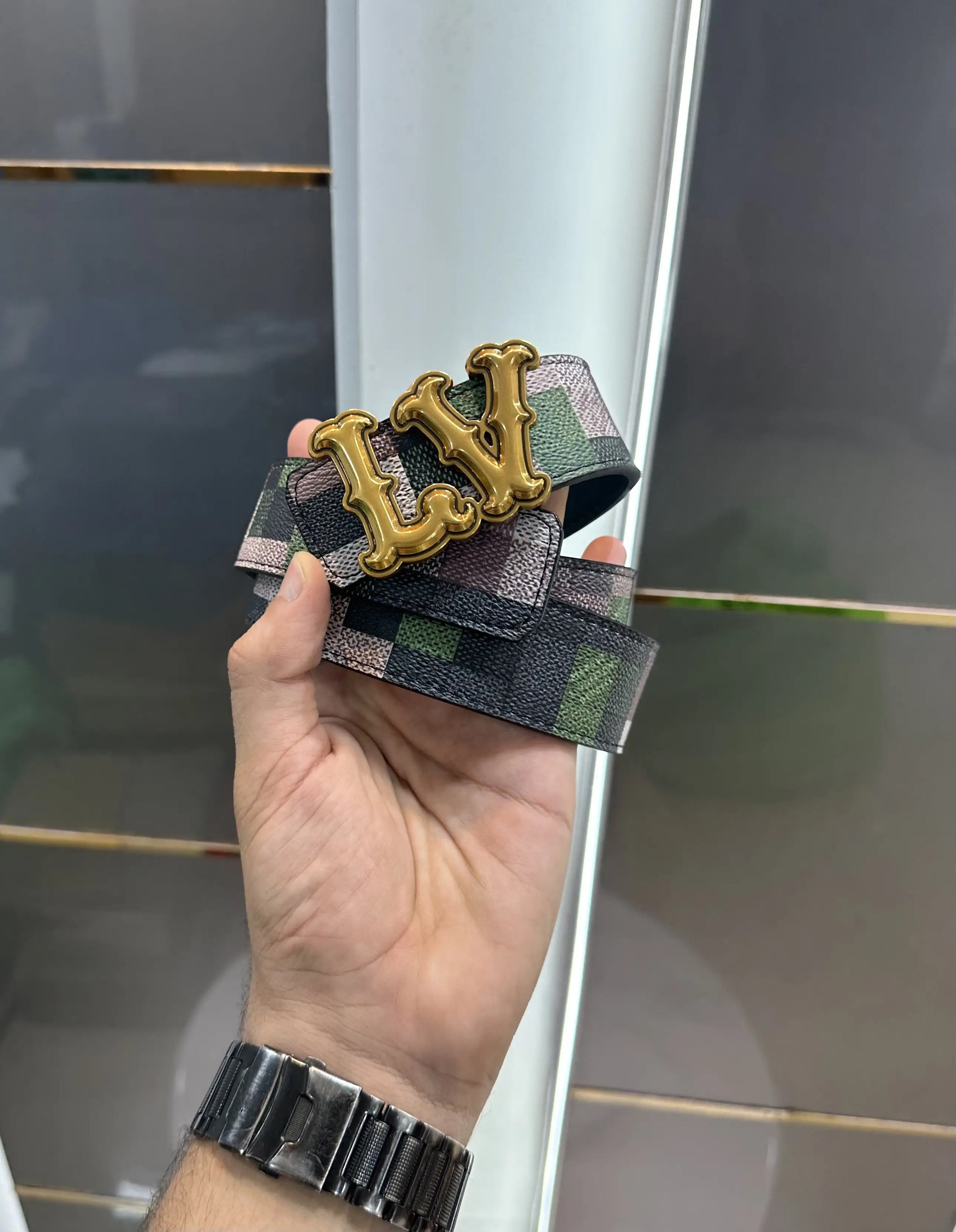 Louis Vuitto n Gold Printed Premium Imported Belt