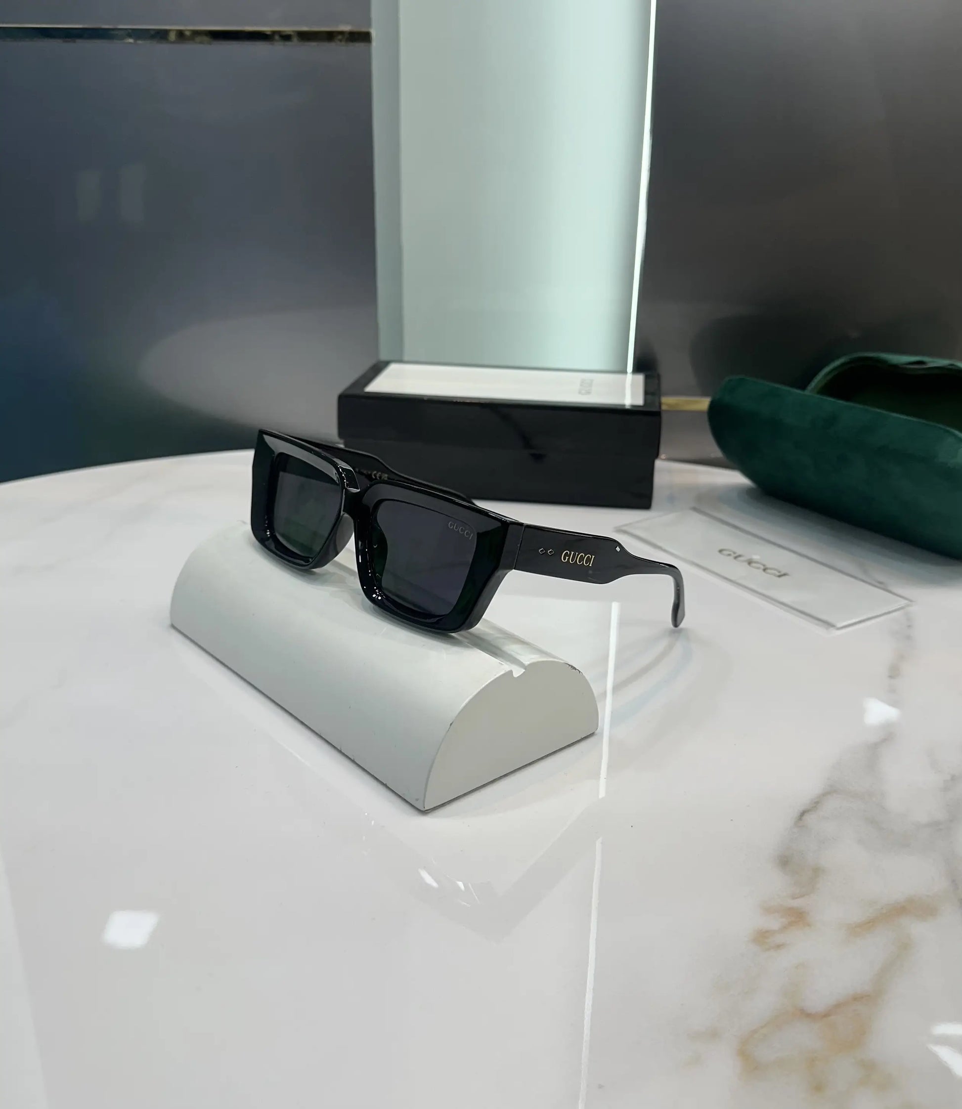 Gucc i All Black Premium Shades 6011